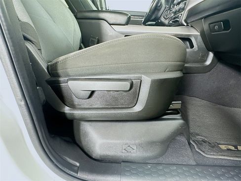 Used 2024 RAM 2500 Big Horn w/ Off Road Package image 24