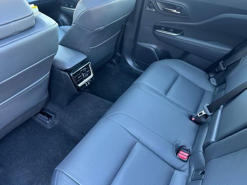 New 2026 Toyota Crown Signia Limited image 5