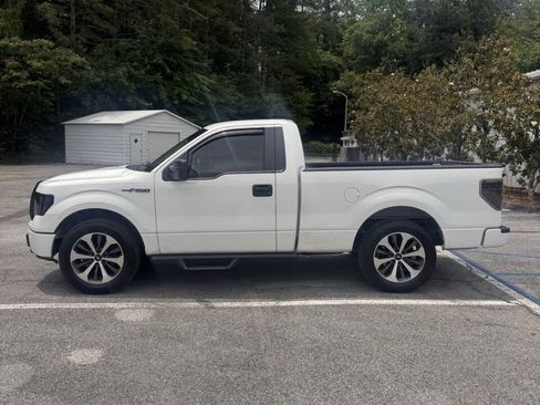 Used 2010 Ford F150 XL RWD image 3