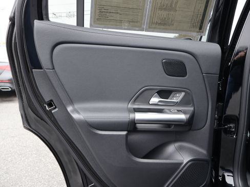 Certified 2025 Mercedes-Benz GLA 250 image 16