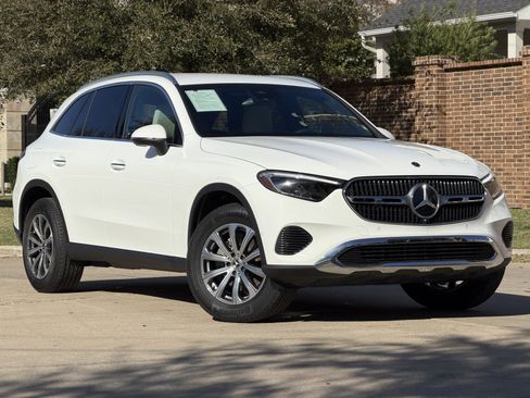 Certified 2025 Mercedes-Benz GLC 300 4MATIC image 1