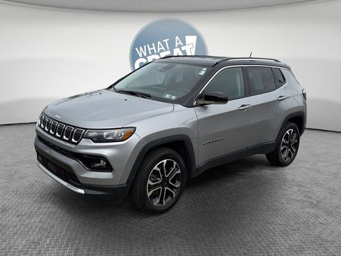 Used 2022 Jeep Compass Limited AWD/4WD image 8