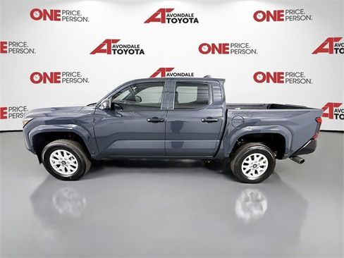 Certified 2025 Toyota Tacoma SR image 4