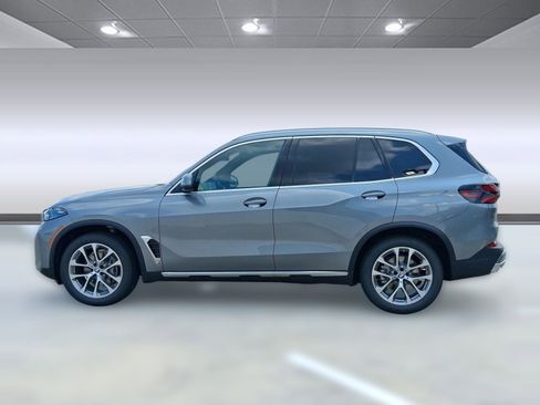 Used 2026 BMW X5 xDrive40i w/ Premium Package AWD/4WD image 2