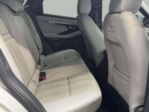 Used 2020 Land Rover Range Rover Evoque SE AWD/4WD image 8