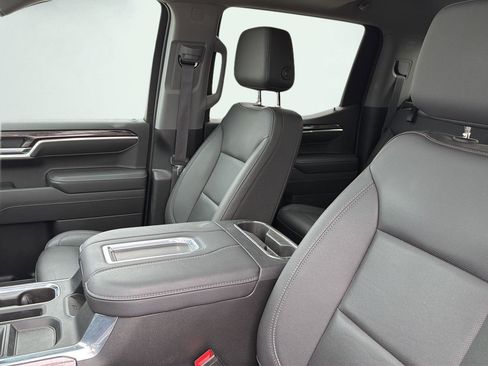 Used 2022 Chevrolet Silverado 1500 LTZ w/ LTZ Premium Package AWD/4WD image 19