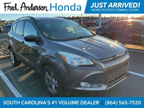 Used 2014 Ford Escape SE w/ Equipment Group 201A image 1
