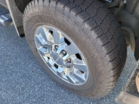 Used 2019 GMC Sierra 2500 Denali w/ Duramax Plus Package image 4