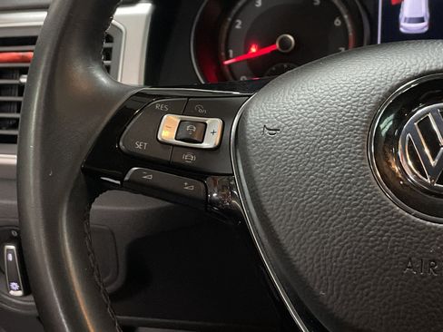 Used 2019 Volkswagen Atlas SE image 19