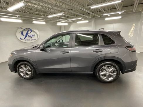 Certified 2026 Honda HR-V LX image 2