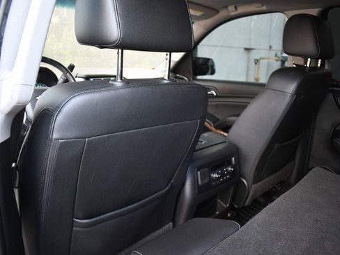 Used 2018 Chevrolet Suburban Premier image 22