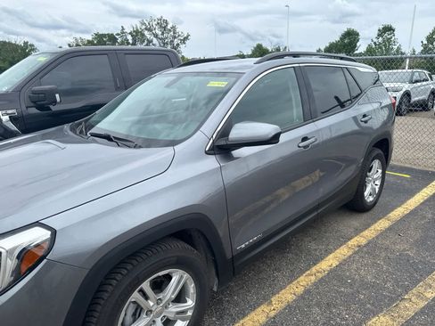 Used 2019 GMC Terrain SLE w/ Driver Convenience Package FWD image 19