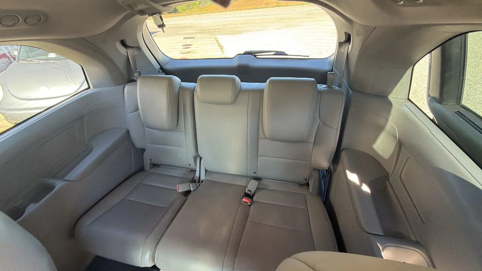 Used 2014 Honda Odyssey EX-L image 36
