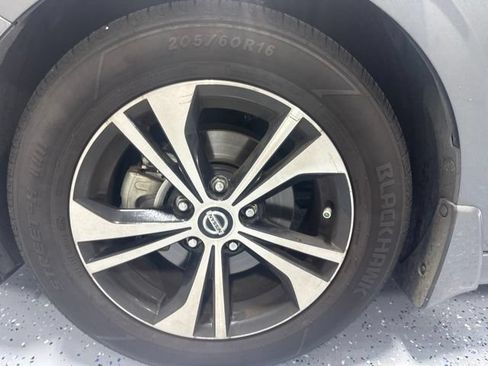 Used 2021 Nissan Sentra SV FWD image 11