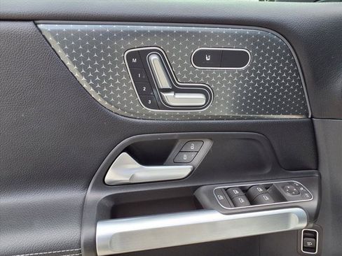 Certified 2024 Mercedes-Benz GLB 250 image 13