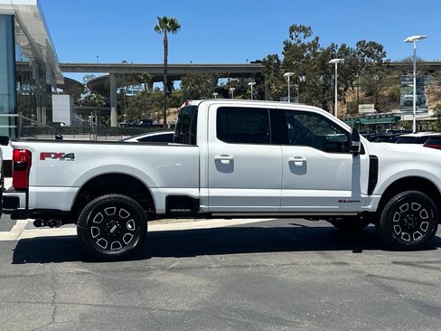 New 2026 Ford F250 Platinum AWD/4WD image 2