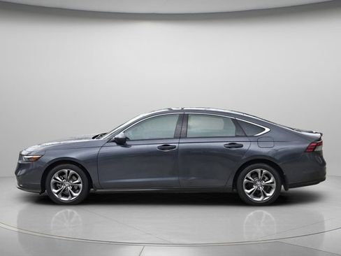 Used 2024 Honda Accord EX image 4
