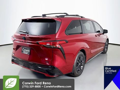 Used 2025 Toyota Sienna XSE w/ XSE Premium Package AWD/4WD image 10