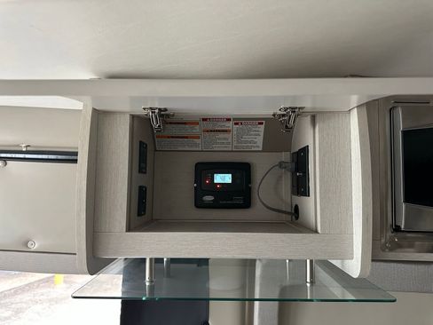 Used 2021 RAM ProMaster 1500 w/ Convenience Group FWD image 26