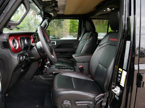 Used 2023 Jeep Gladiator Rubicon w/ LED Lighting Group AWD/4WD image 14