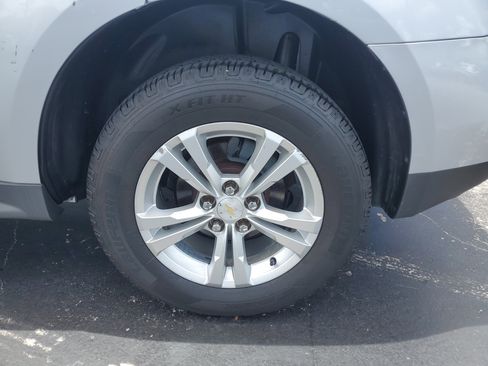 Used 2013 Chevrolet Equinox LS image 28