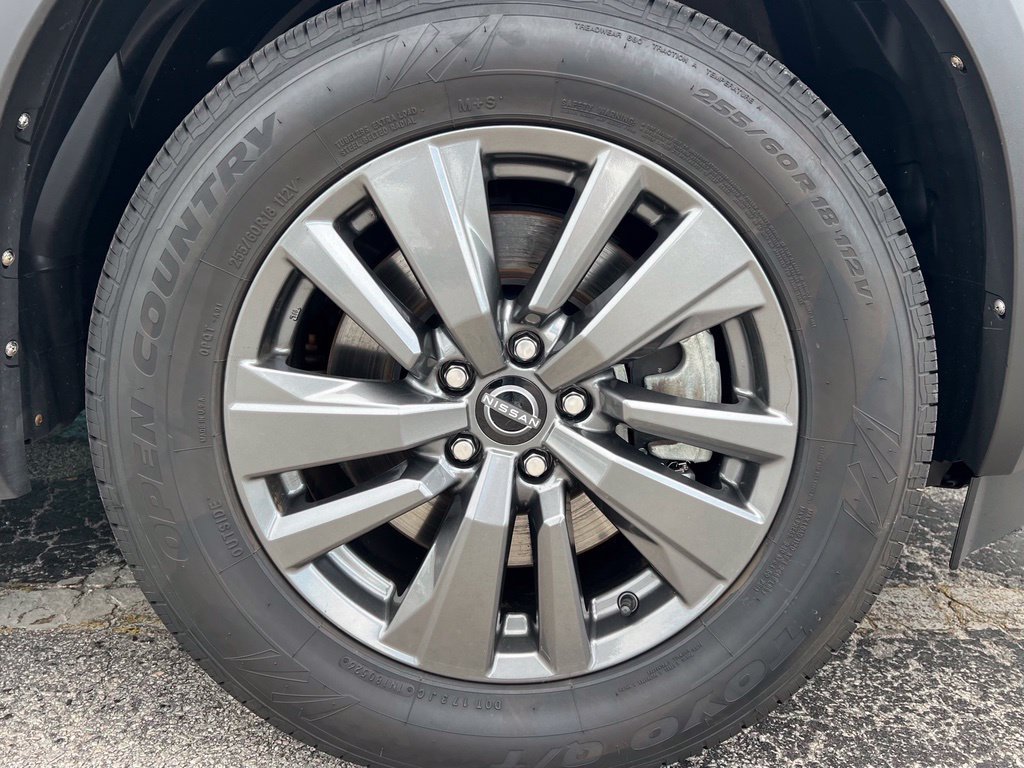 Used 2023 Nissan Pathfinder S FWD image 25