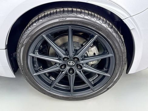 Certified 2023 Toyota GR86 Premium RWD image 29