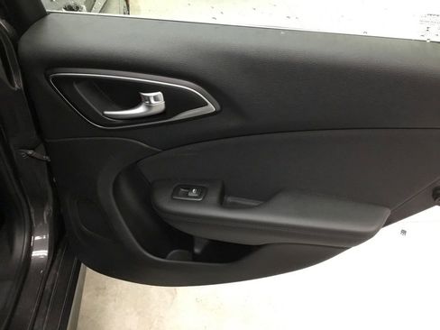 Used 2017 Chrysler 200 LX w/ Touring Convenience Group FWD image 27