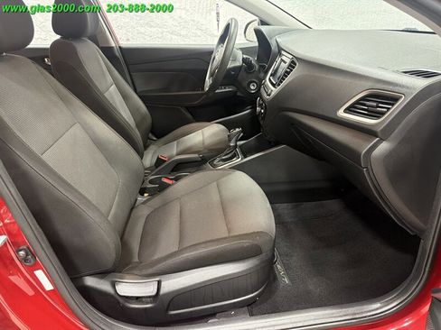 Used 2019 Hyundai Accent SE FWD image 21