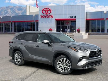 New 2026 Toyota Highlander Platinum