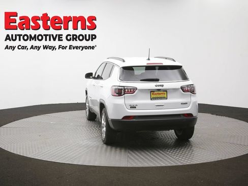Used 2022 Jeep Compass Latitude AWD/4WD image 64