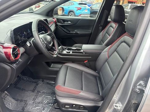 Used 2025 Chevrolet Equinox RS w/ Safety and Technology Package image 38