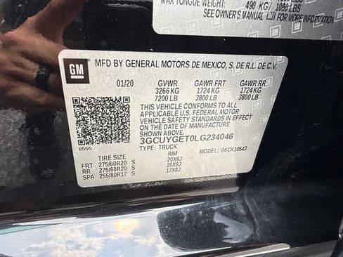Used 2020 Chevrolet Silverado 1500 LTZ w/ LTZ Plus Package AWD/4WD image 32