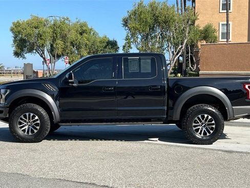 Used 2019 Ford F150 Raptor w/ Equipment Group 802A Luxury image 7