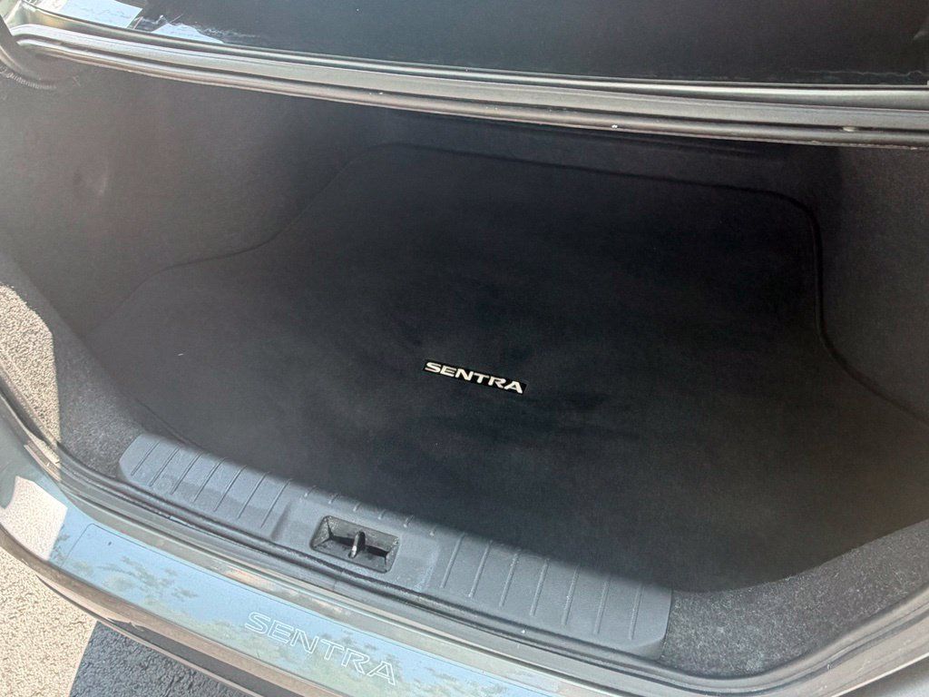 Used 2022 Nissan Sentra S FWD image 31