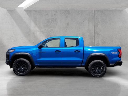 Used 2023 Chevrolet Colorado Trail Boss w/ Advanced Trailering Package AWD/4WD image 8