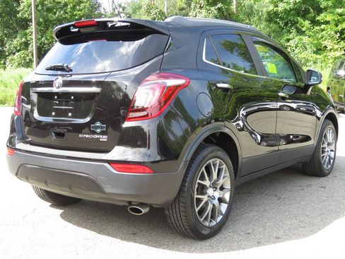 Used 2019 Buick Encore Sport Touring w/ Safety Package AWD/4WD image 5