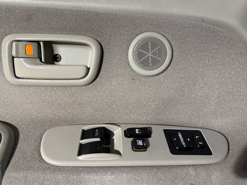 Used 2004 Toyota Tundra SR5 image 13