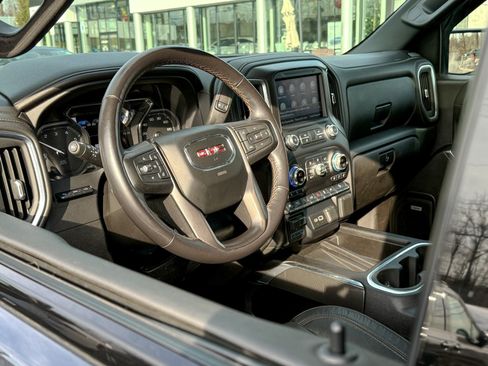 Used 2021 GMC Sierra 1500 AT4 w/ AT4 Premium Package image 11