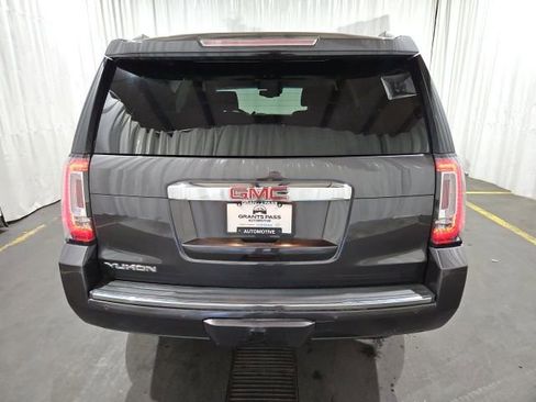 Used 2017 GMC Yukon Denali w/ Open Road Package image 4