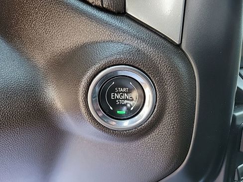 Used 2019 Chevrolet Silverado 1500 RST w/ All-Star Edition AWD/4WD image 17