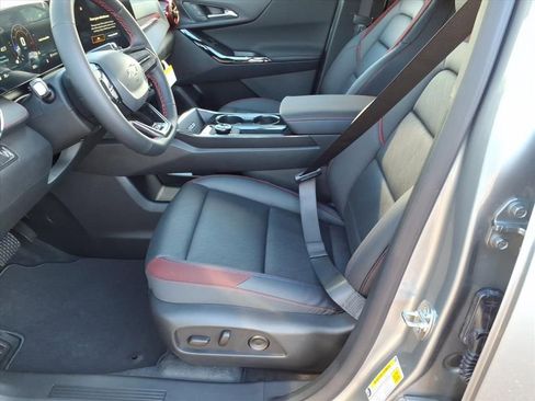 New 2026 Chevrolet Equinox RS w/ Convenience Package III FWD image 11