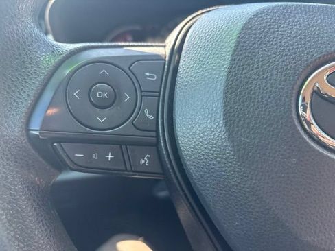 Used 2023 Toyota RAV4 XLE FWD image 17