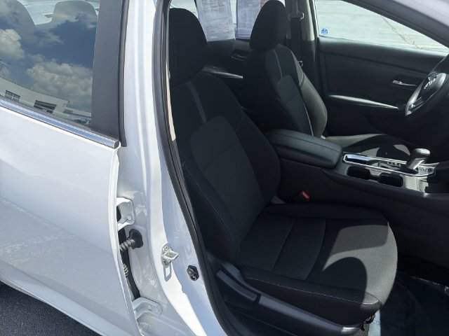 Used 2024 Nissan Sentra SV FWD image 19