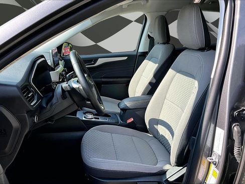 Certified 2022 Ford Escape SE w/ SE Sport Appearance Package AWD/4WD image 25