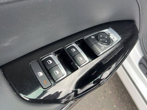 Used 2023 Kia K5 EX image 30