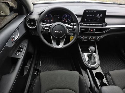 Certified 2023 Kia Forte LXS FWD image 16