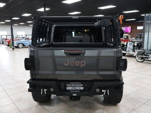 Used 2021 Jeep Gladiator Mojave image 4