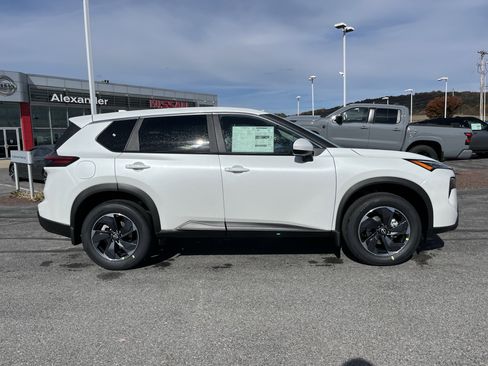 New 2026 Nissan Rogue SV w/ Cold Weather Package image 2