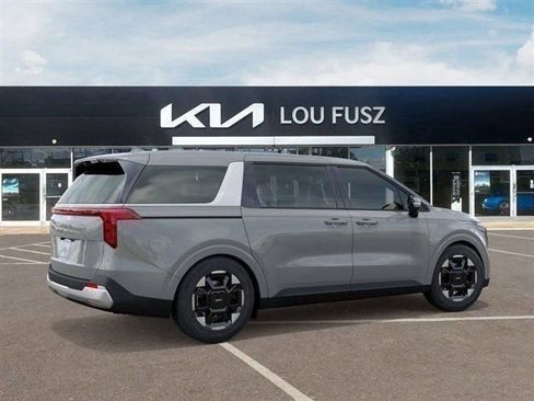 New 2026 Kia Carnival EX FWD image 6